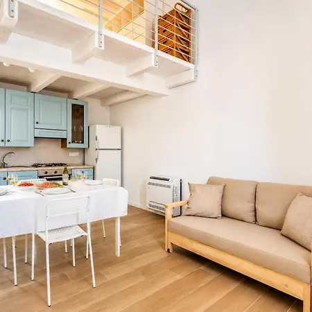 Vitabella - Modern House With Courtyard And Free Wi-fi