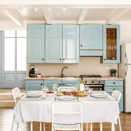 Vitabella - Modern House With Courtyard And Free Wi-fi Apartamento *