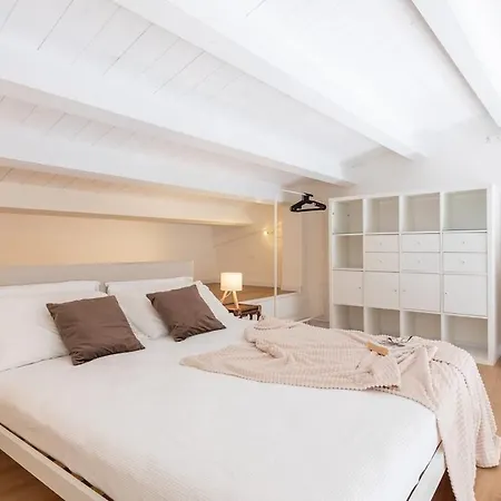 Vitabella - Modern House With Courtyard And Free Wi-fi Apartamento