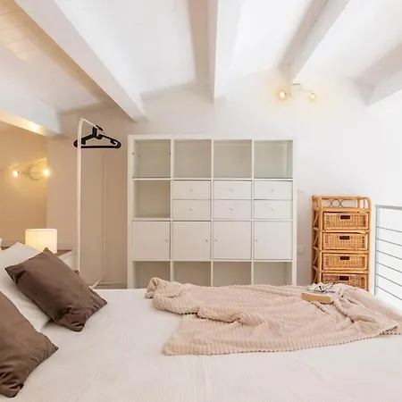 Vitabella - Modern House With Courtyard And Free Wi-fi Apartamento *