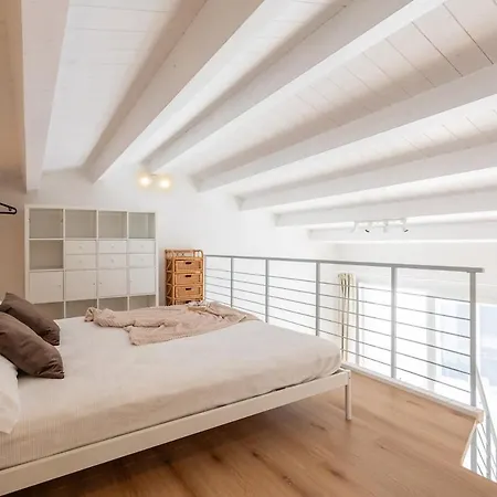 Vitabella - Modern House With Courtyard And Free Wi-fi Apartamento